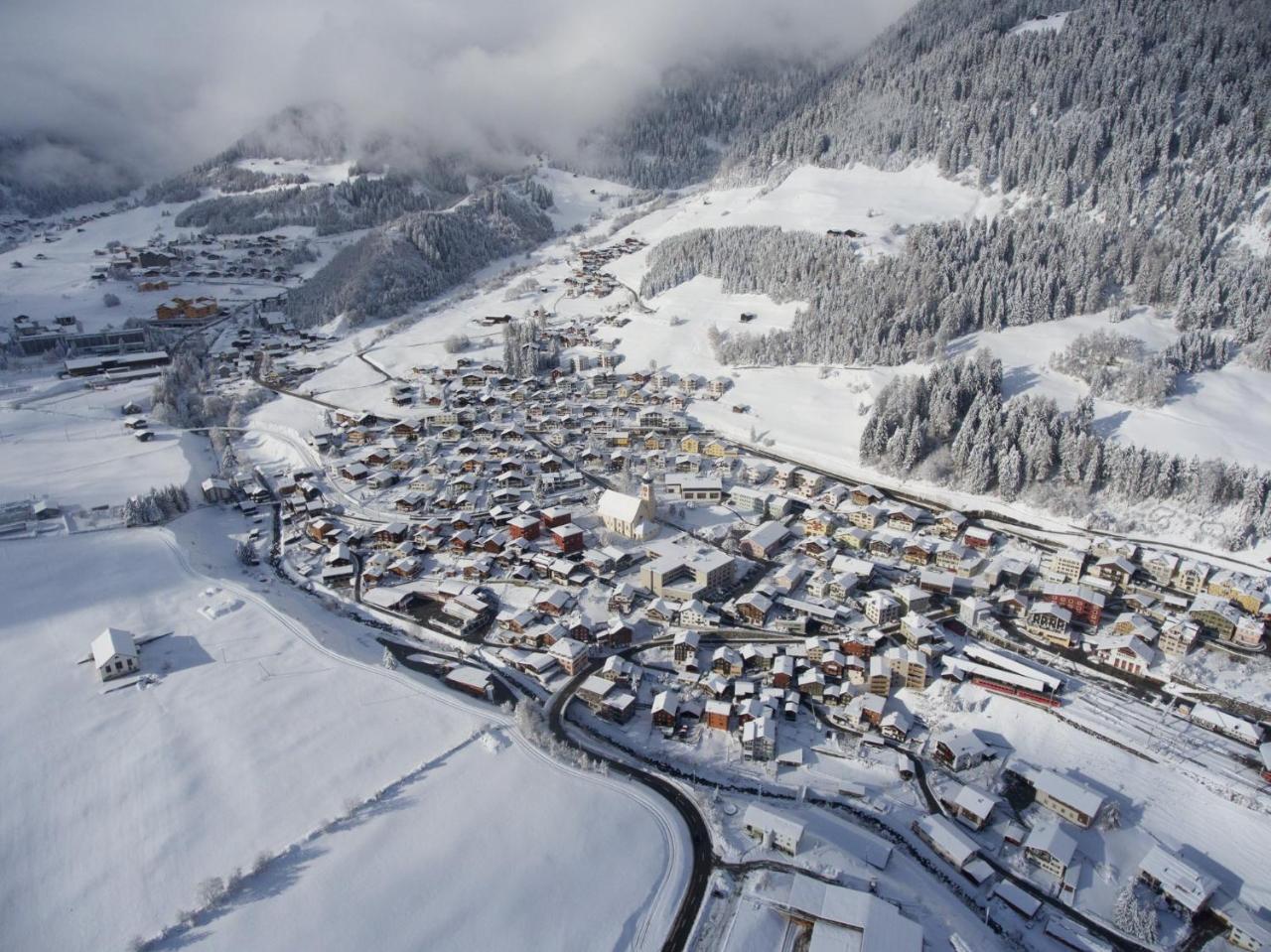 Hotel Restaurant La Furca Disentis Bagian luar foto
